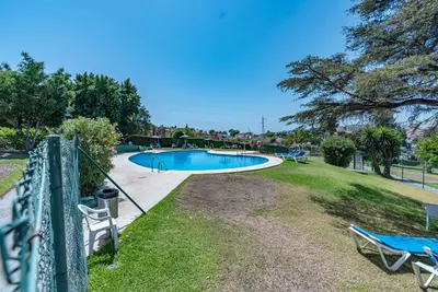 Middle Floor Apartment in Nueva Andalucía