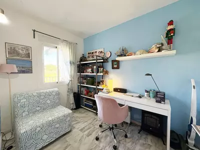 Semi-Detached House in Bel Air