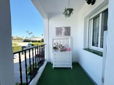 Semi-Detached House in Bel Air