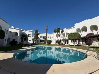 Semi-Detached House in Bel Air