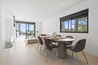 Duplex in El Paraiso