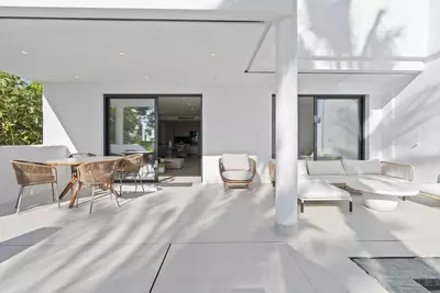 Duplex in El Paraiso
