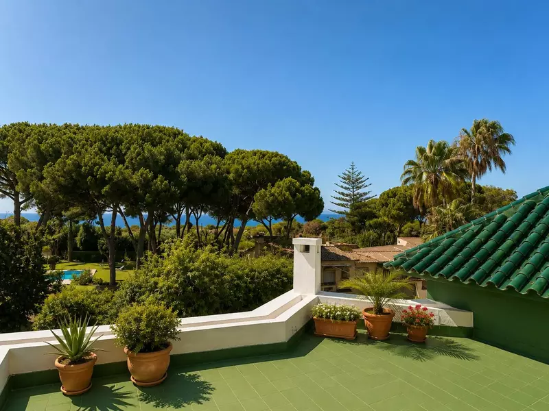 Detached Villa in Artola