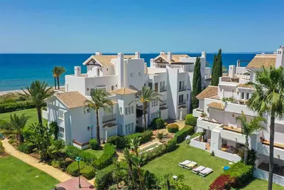 Middle Floor Apartment in Marbella