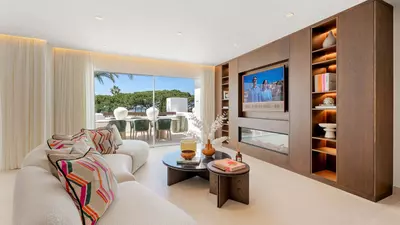 Middle Floor Apartment in Marbella