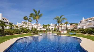 Middle Floor Apartment in Marbella
