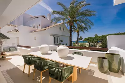Middle Floor Apartment in Marbella