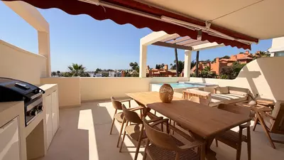 Middle Floor Apartment in Nueva Andalucía