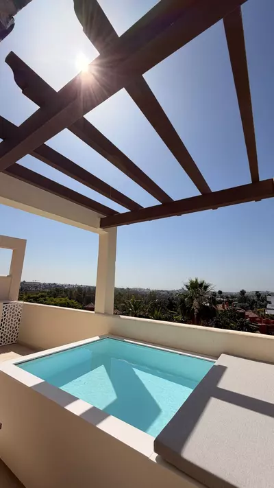 Middle Floor Apartment in Nueva Andalucía