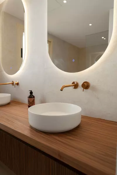 Middle Floor Apartment in Nueva Andalucía