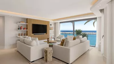Middle Floor Apartment in Puerto Banús