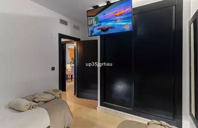 Middle Floor Apartment in Estepona