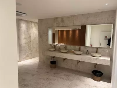 Middle Floor Apartment in Estepona
