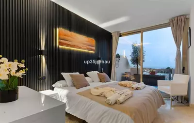 Middle Floor Apartment in Estepona