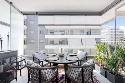 Middle Floor Apartment in Nueva Andalucía