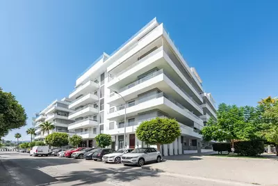 Middle Floor Apartment in Nueva Andalucía