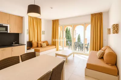 Middle Floor Apartment in Manilva