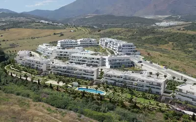 Middle Floor Apartment in Estepona