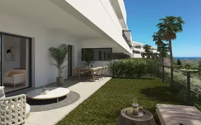 Middle Floor Apartment in Estepona