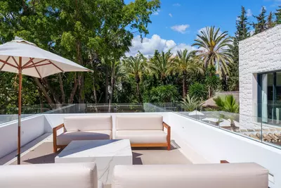 Detached Villa in Nueva Andalucía