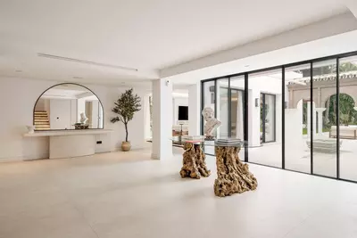 Detached Villa in Nueva Andalucía