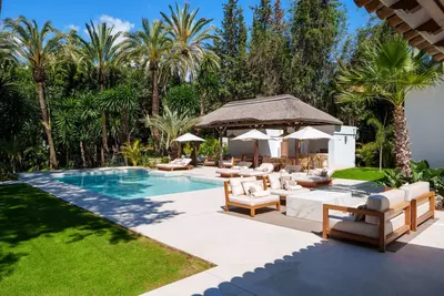 Detached Villa in Nueva Andalucía