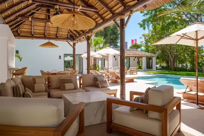 Detached Villa in Nueva Andalucía