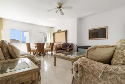 Middle Floor Apartment in Puerto Banús
