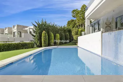 Detached Villa in Cabopino