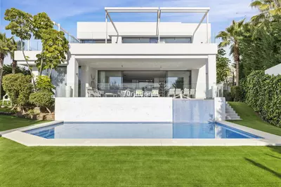 Detached Villa in Cabopino