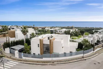 Detached Villa in Cabopino