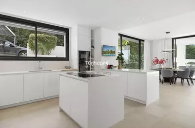 Detached Villa in Cabopino