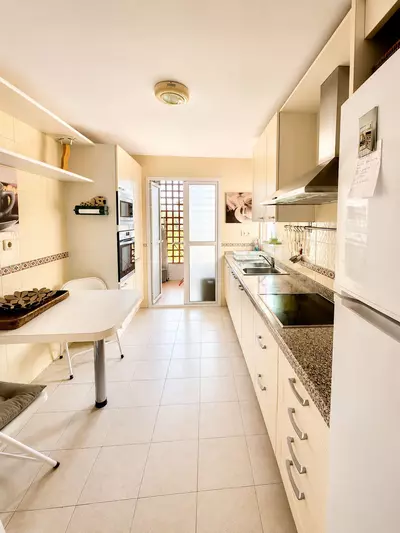 Middle Floor Apartment in Guadalmina Baja