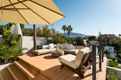 Detached Villa in Nueva Andalucía