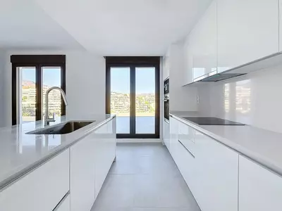 Top Floor Apartment in Estepona
