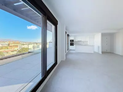 Top Floor Apartment in Estepona