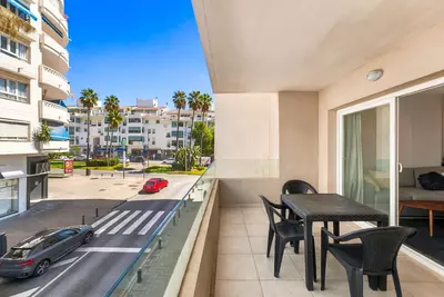 Middle Floor Apartment in Nueva Andalucía