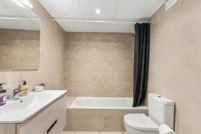 Middle Floor Apartment in Nueva Andalucía