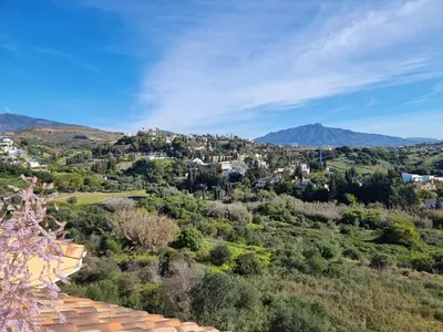 Top Floor Apartment in Estepona