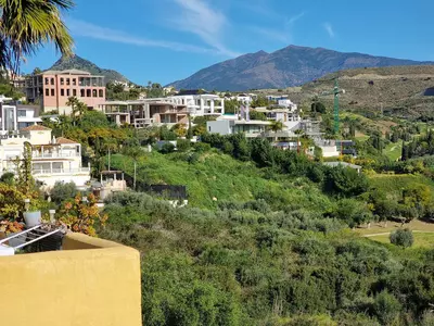 Top Floor Apartment in Estepona