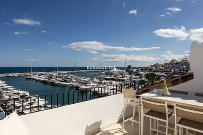 Penthouse in Puerto Banús