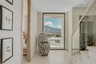 Semi-Detached House in Nueva Andalucía