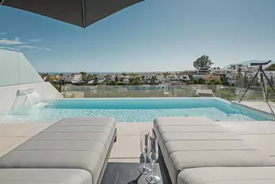 Semi-Detached House in Nueva Andalucía