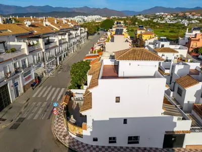Semi-Detached House in Estepona
