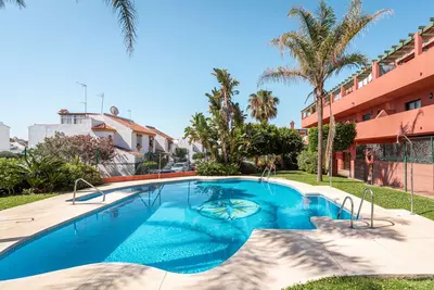 Middle Floor Apartment in Casares Playa