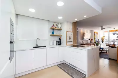 Middle Floor Apartment in Marbella