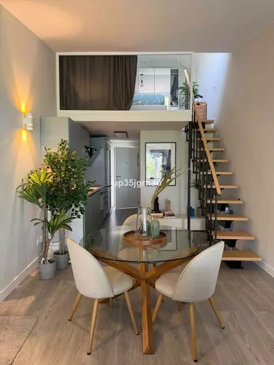 Middle Floor Apartment in Estepona