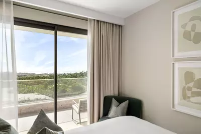 Middle Floor Apartment in Estepona