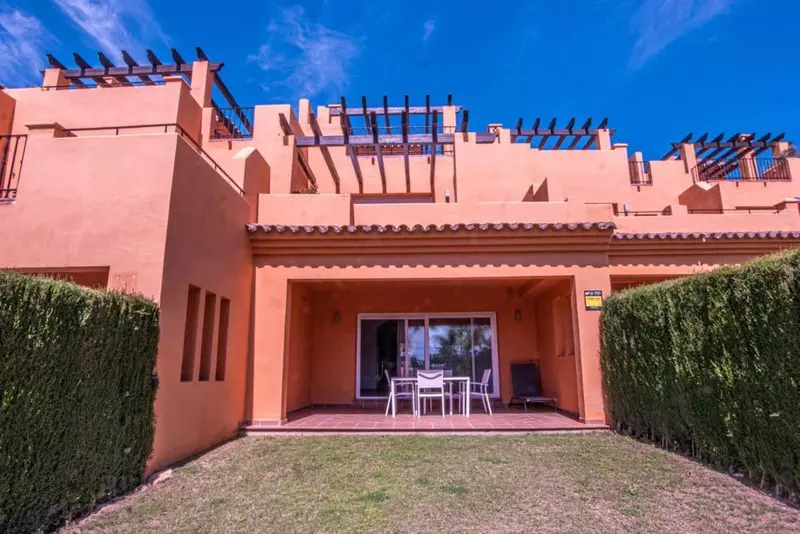 Semi-Detached House in El Paraiso