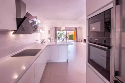Semi-Detached House in El Paraiso